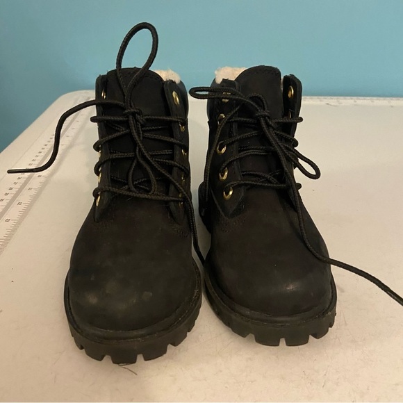 Timberland‎ black waterproof boots - kids  size 8 - Picture 3 of 14